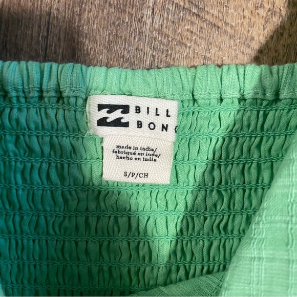 NWT Billabong Lite Green Dress with Puff Sleeves Size Small - Picture 7 of 10